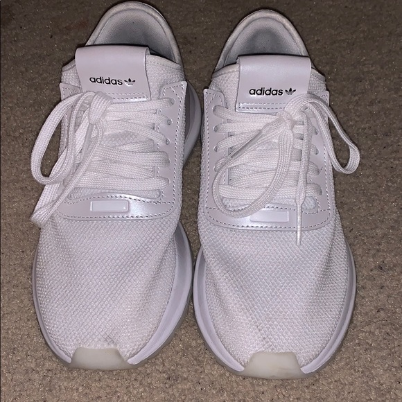 adidas Shoes - WHITE ADIDAS U PATH